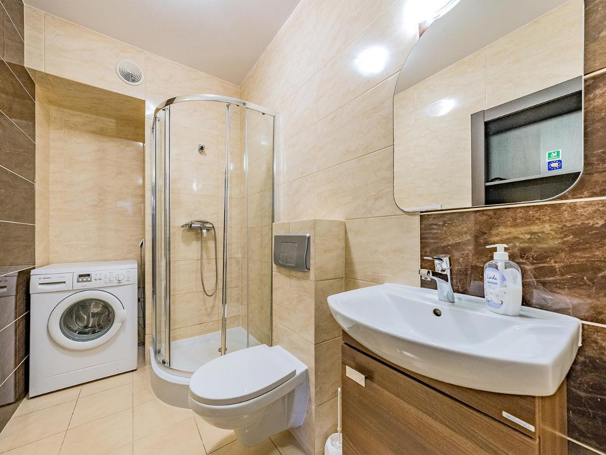 Apartament Z Balkonem I Bezplatnym Parkingiem Gdansk Ngoại thất bức ảnh